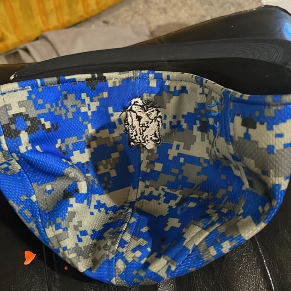 M/l - Picture 2 of 2